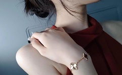 快乐无忧四叶草